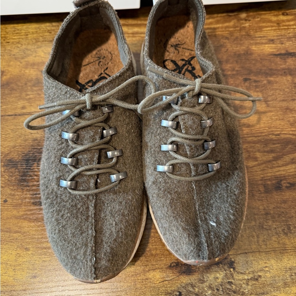 OTBT wool sneakers